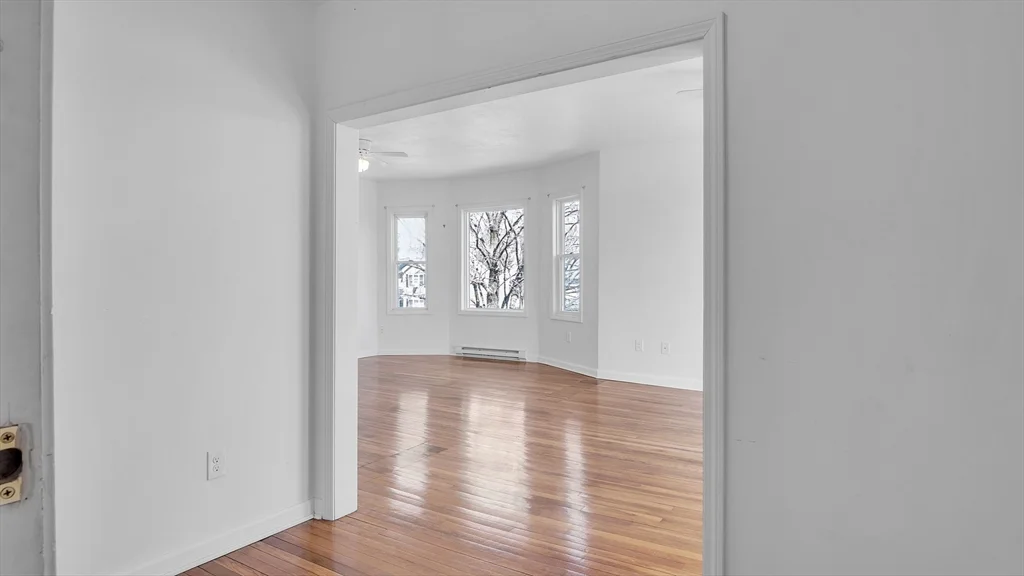 1442 Main St, Webster Square