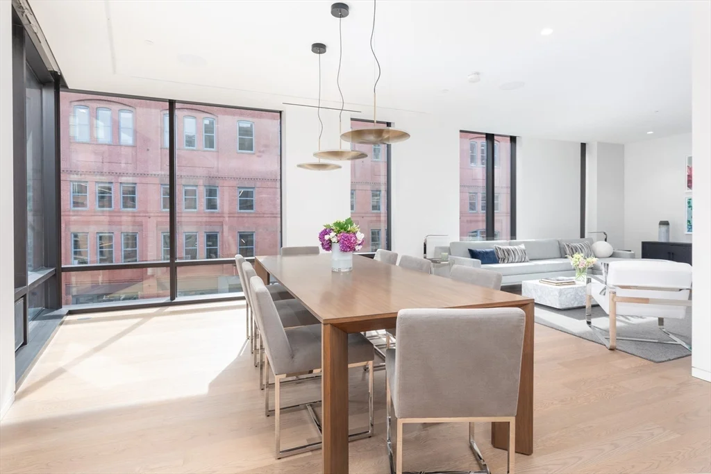 10 Farnsworth, South Boston
