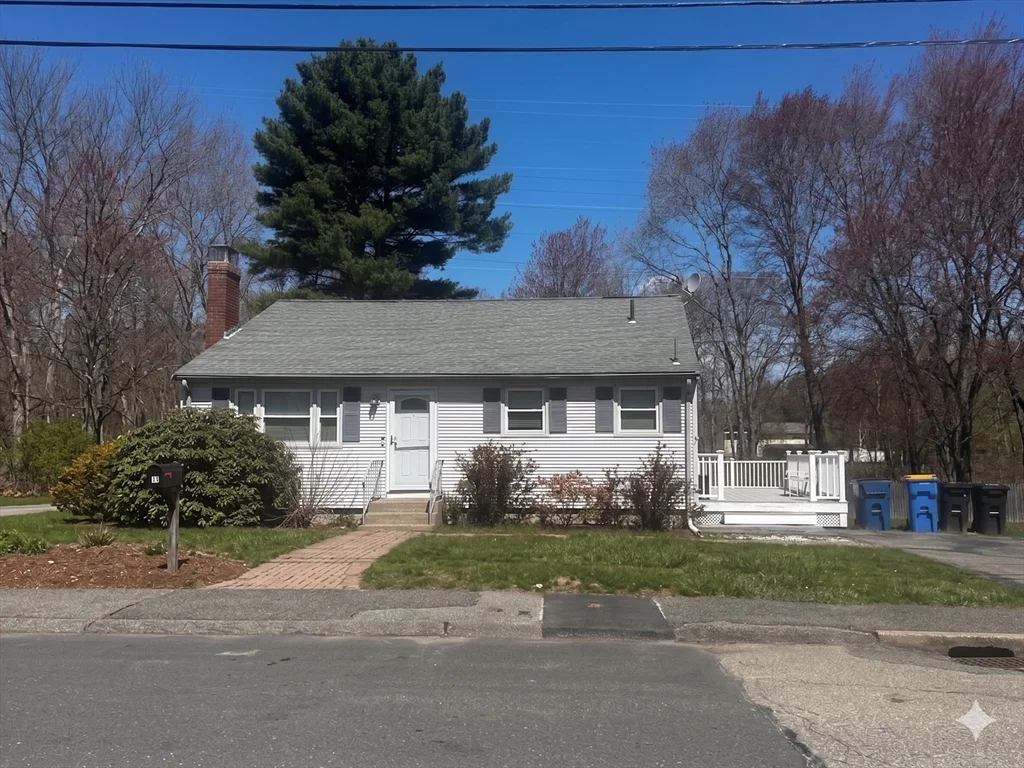 13 Virginia Circle, Randolph