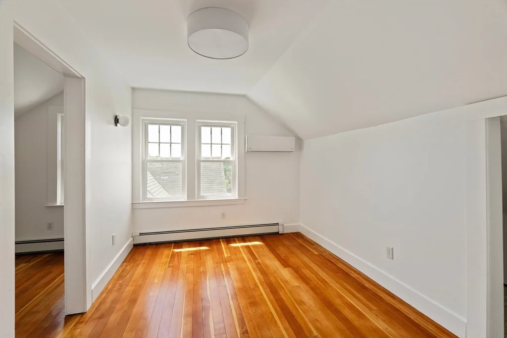 8-10 York Ave, Watertown