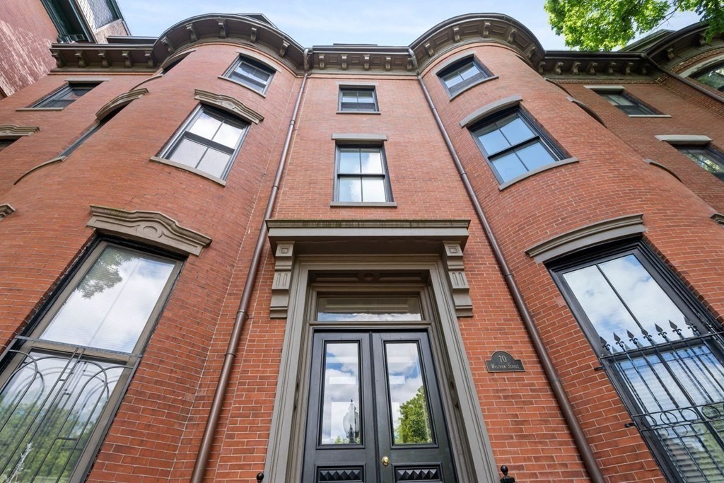 70 Waltham St, South End