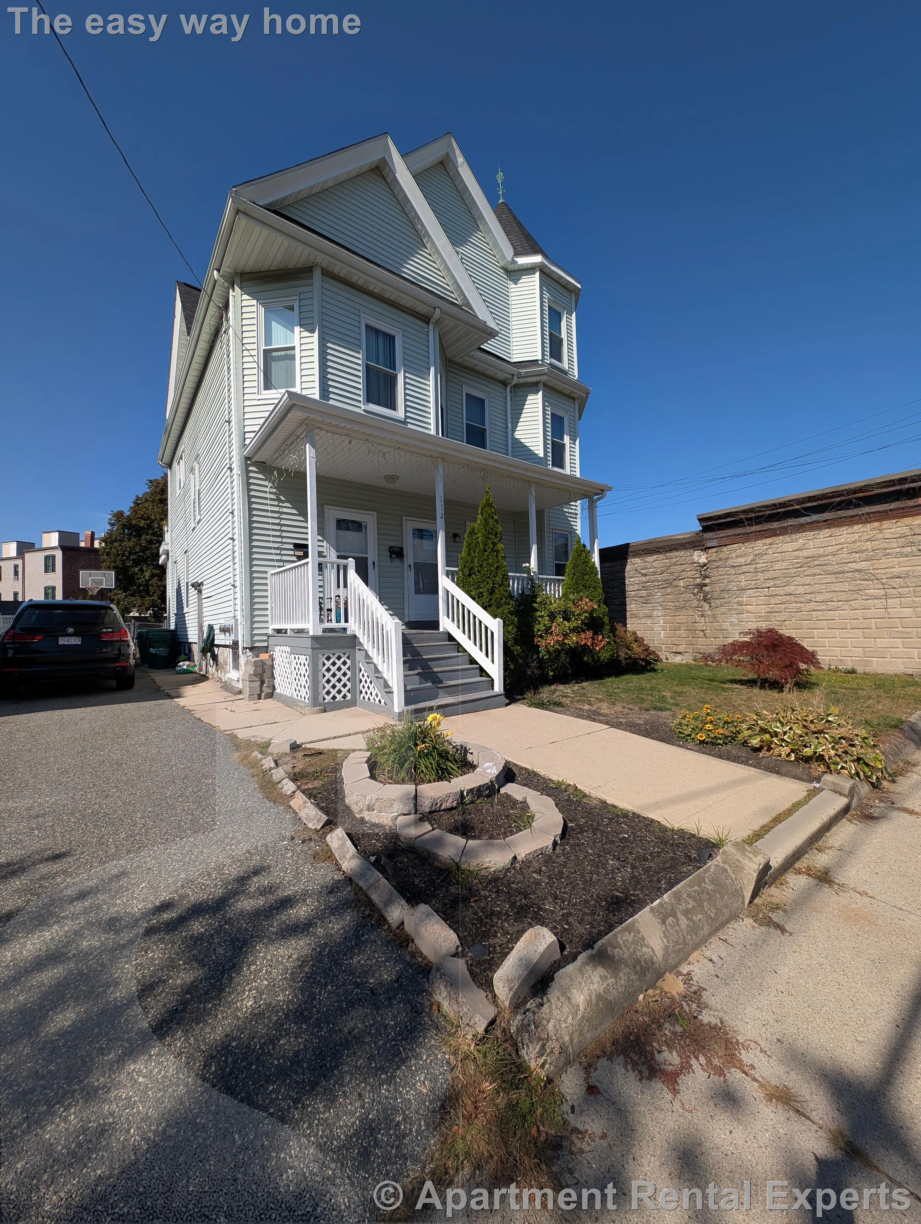 112 Dudley St, Medford Square