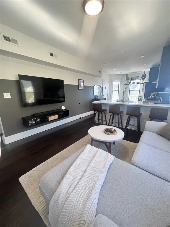 27 Armandine St, Dorchester