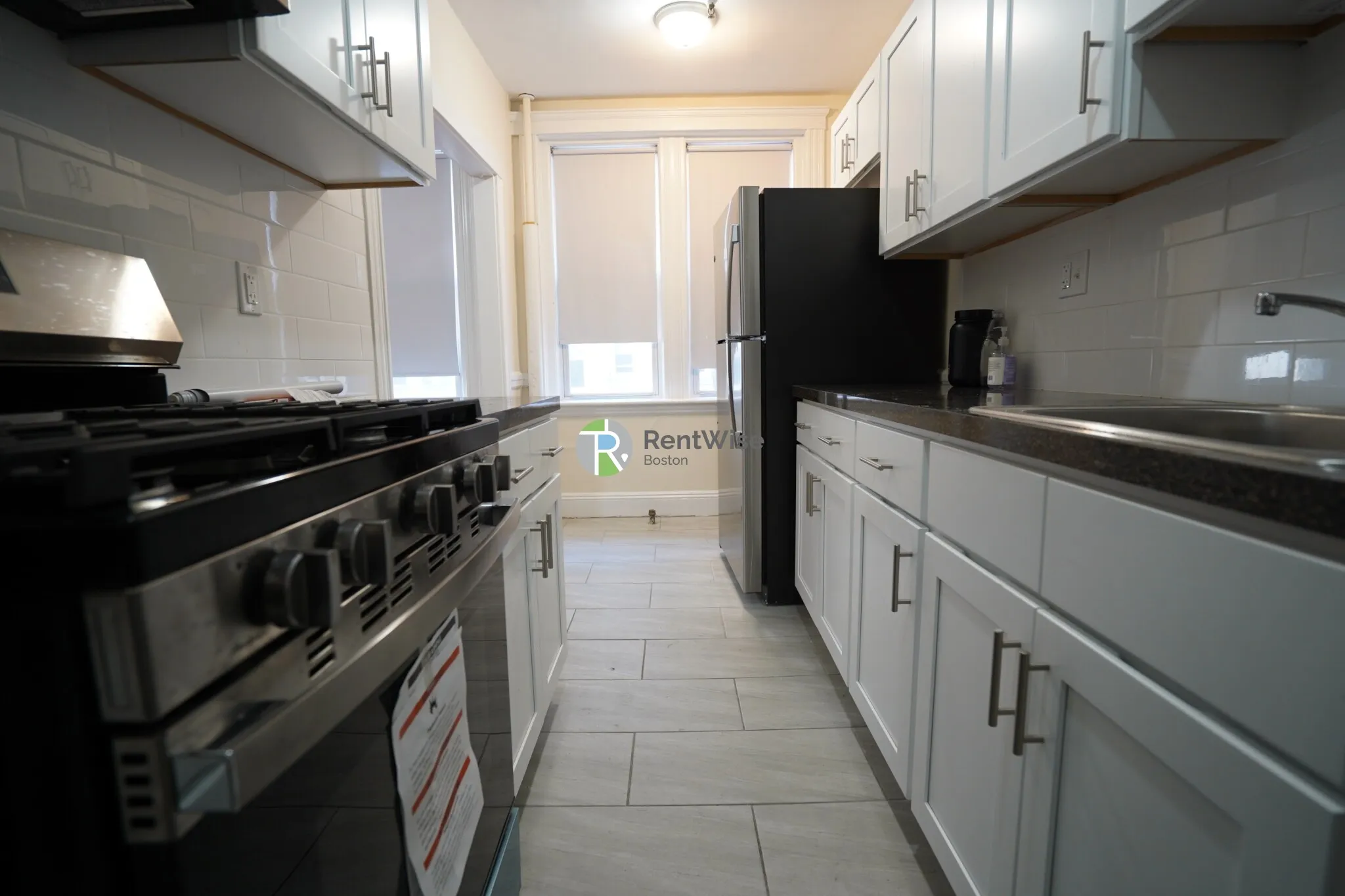 131 Washington St, Brighton