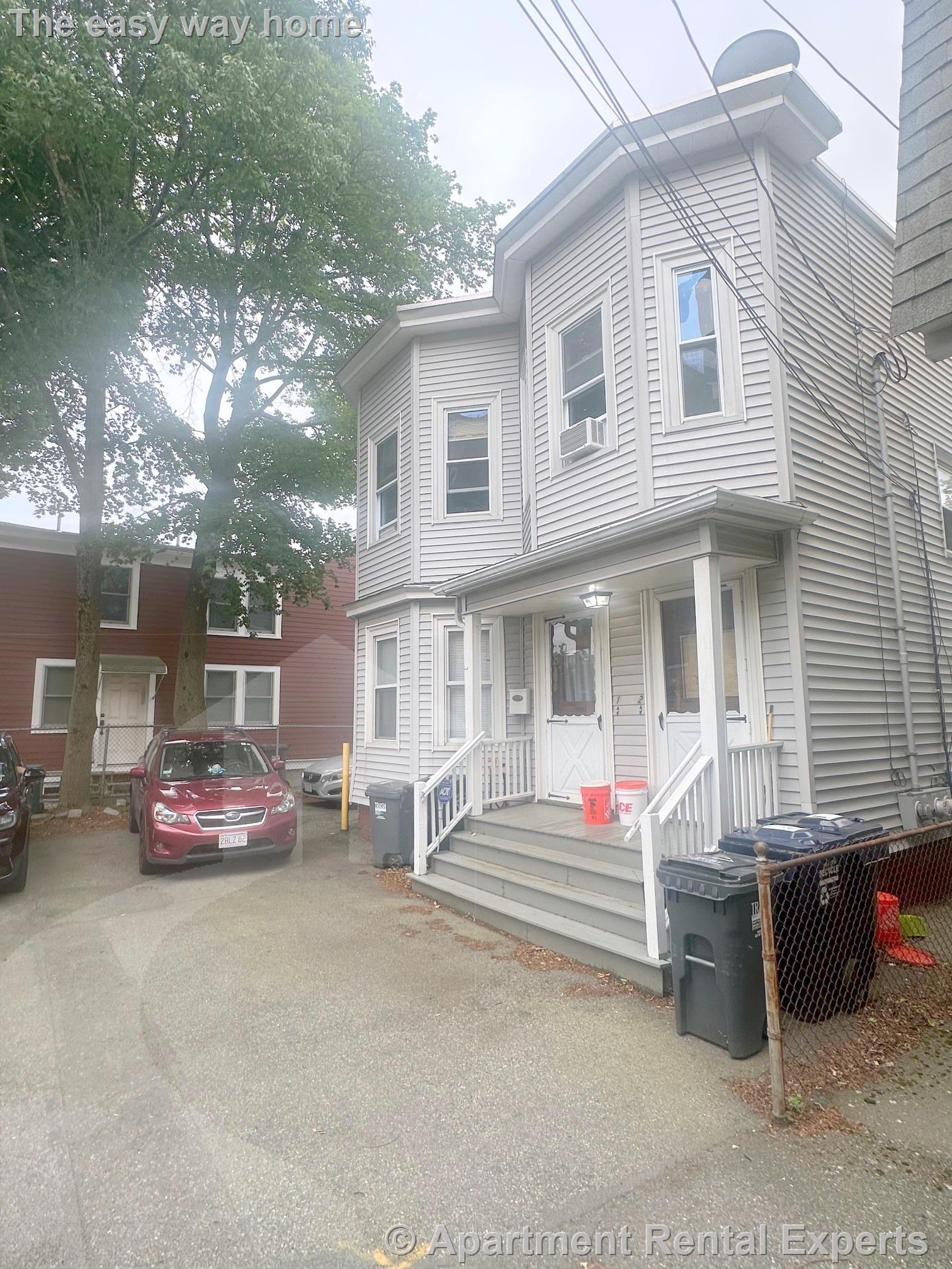 2 Drummond Pl, North Cambridge