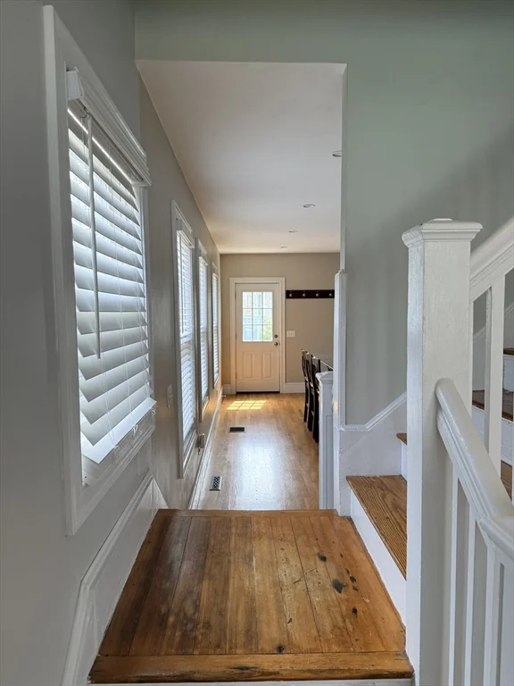 20 Chestnut St, Natick