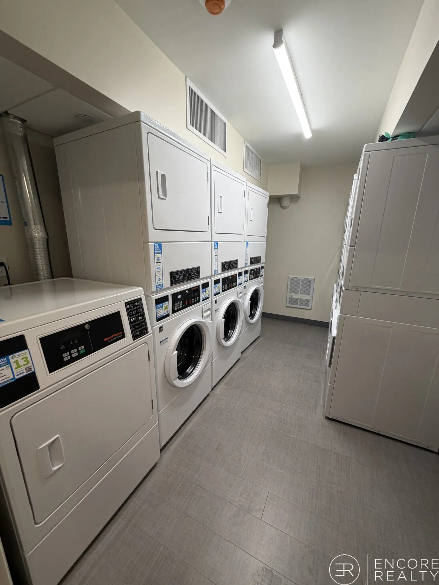 1200 Massachusetts Ave, Riverside