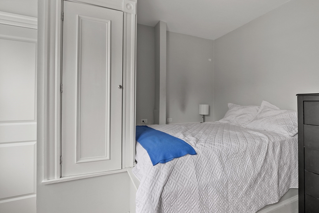 139 Adams St, Waltham