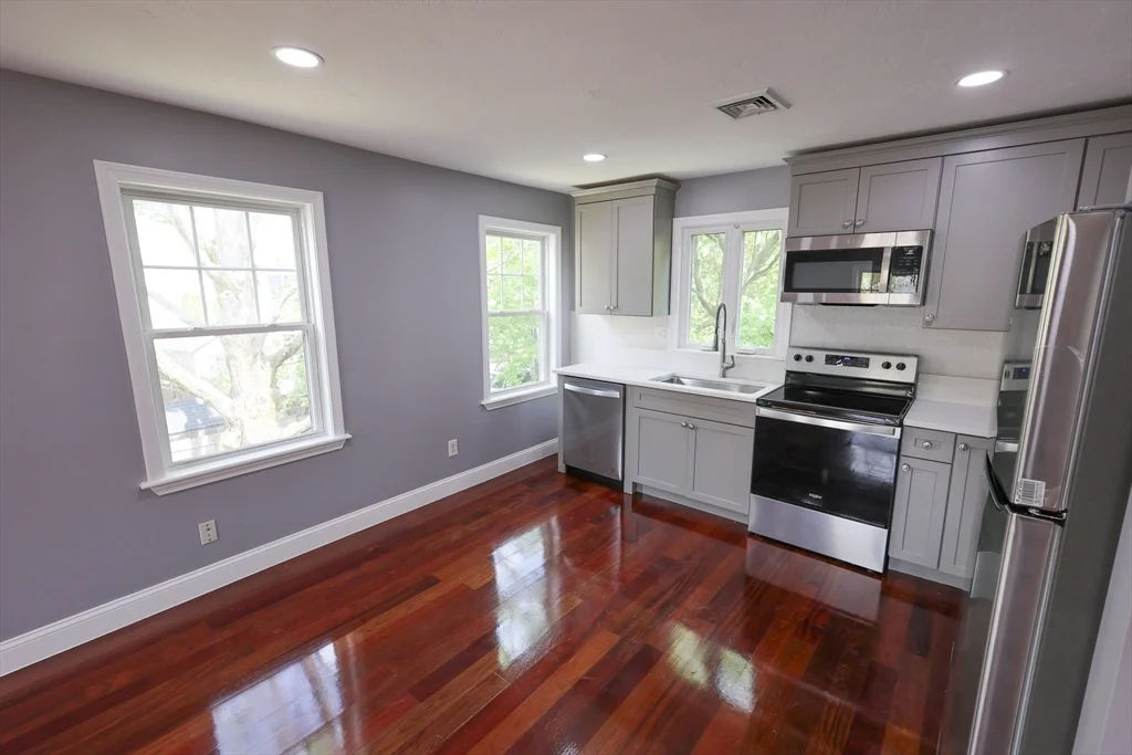 70 Mount Hope St, Roslindale