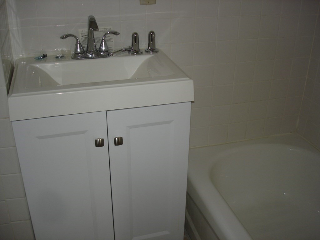 11 Pleasant St, Ayer