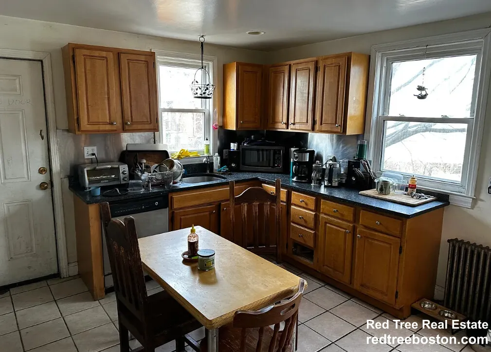 40 Hooker St, Allston