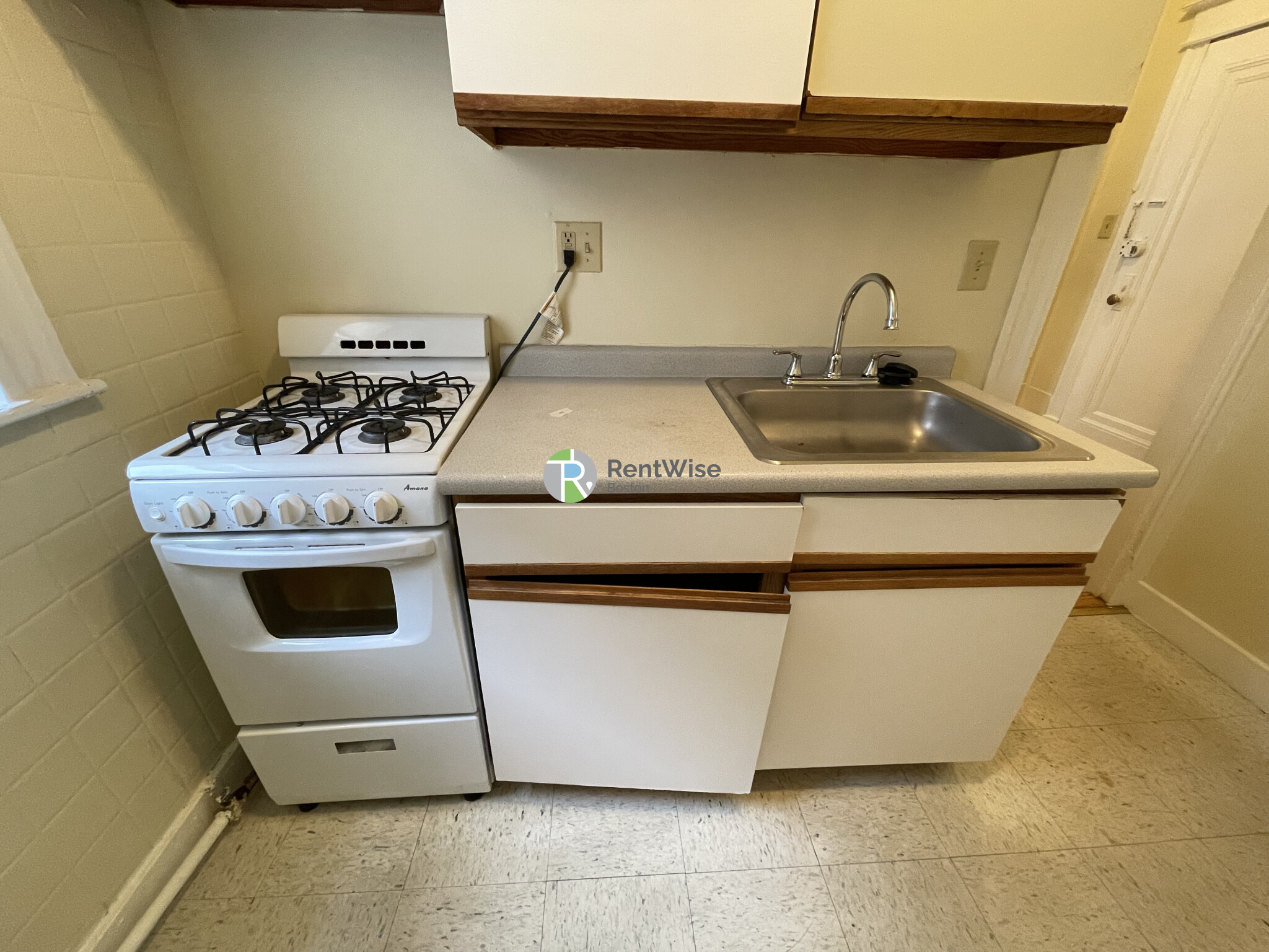 68 Woodstock Ave, Brighton