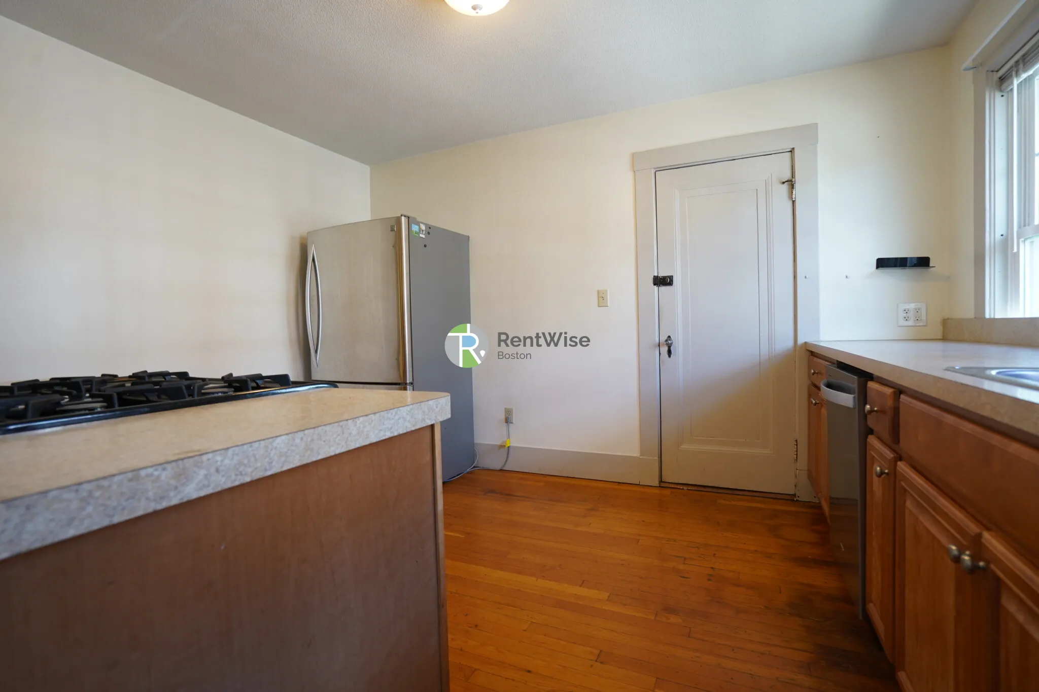 467 Washington St, Brighton