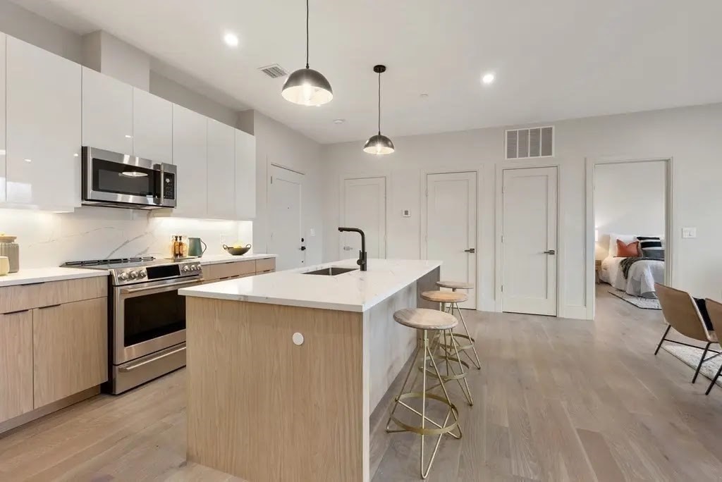 85 Myrtle, Quincy