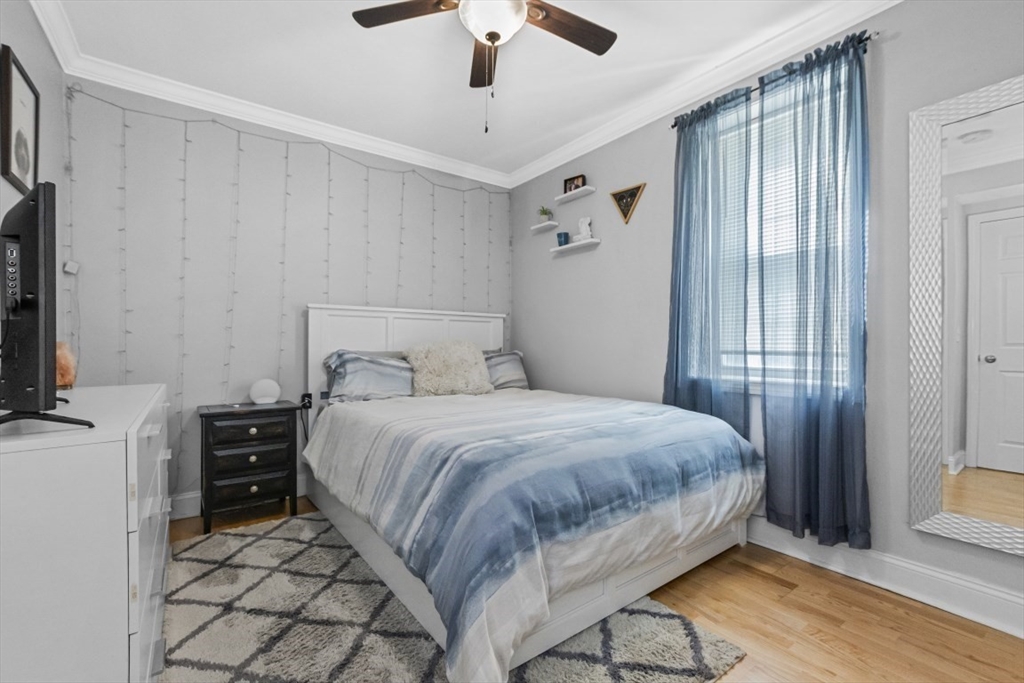 11 Columbia Rd, Wakefield