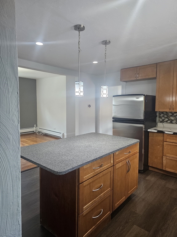 304 Wood Ave, Hyde Park