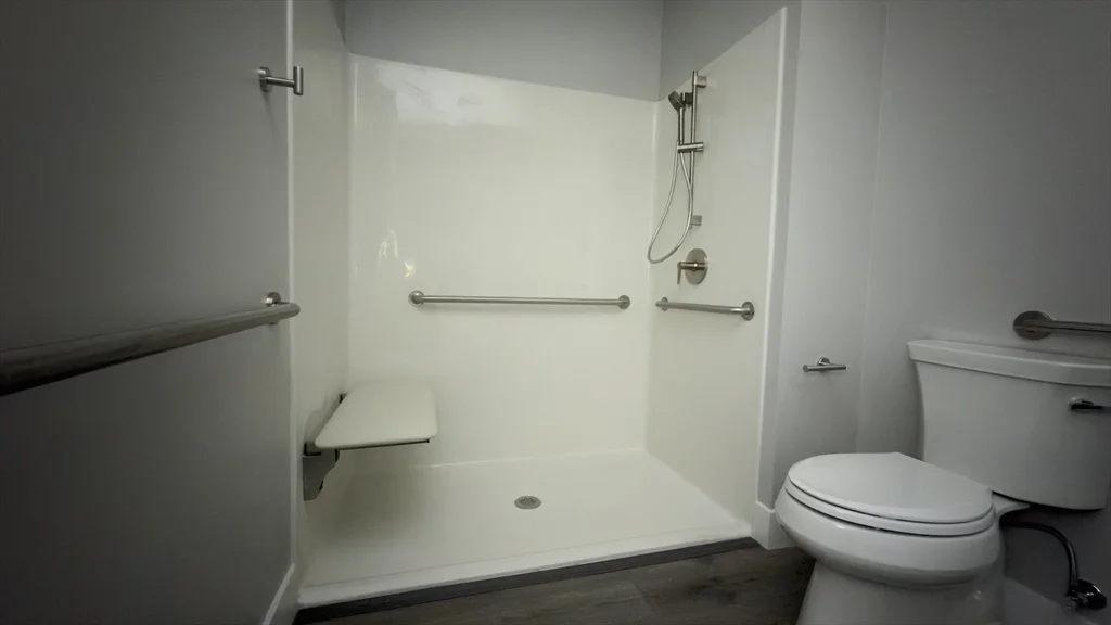 251 Sladen St, Dracut