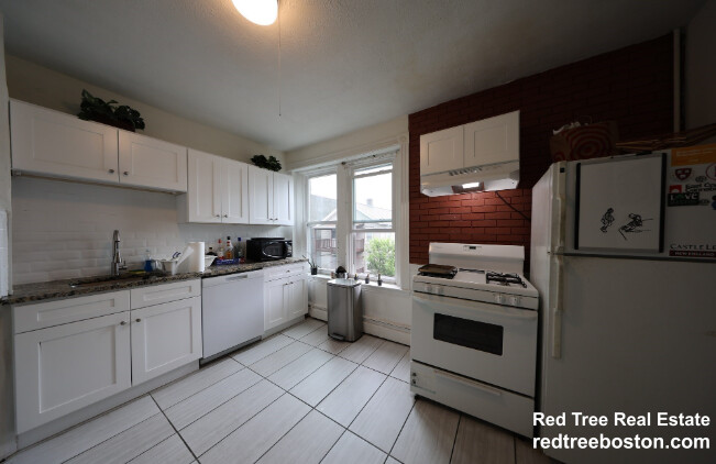 62 Empire St, Allston