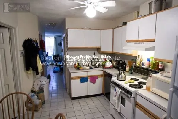 48 Garden St, Beacon Hill