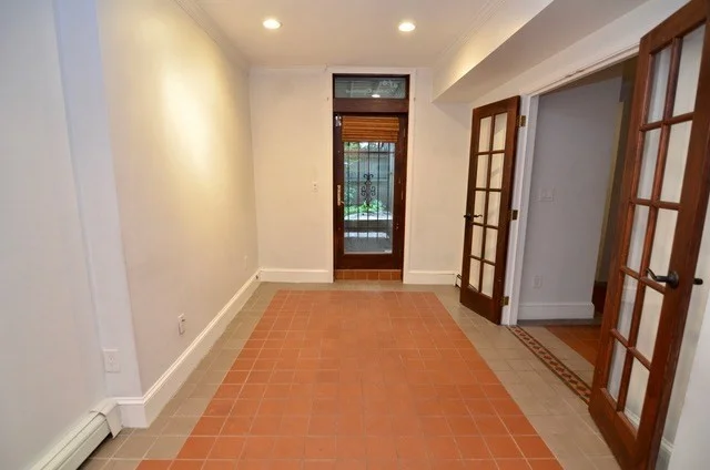 59 Clarendon St, South End