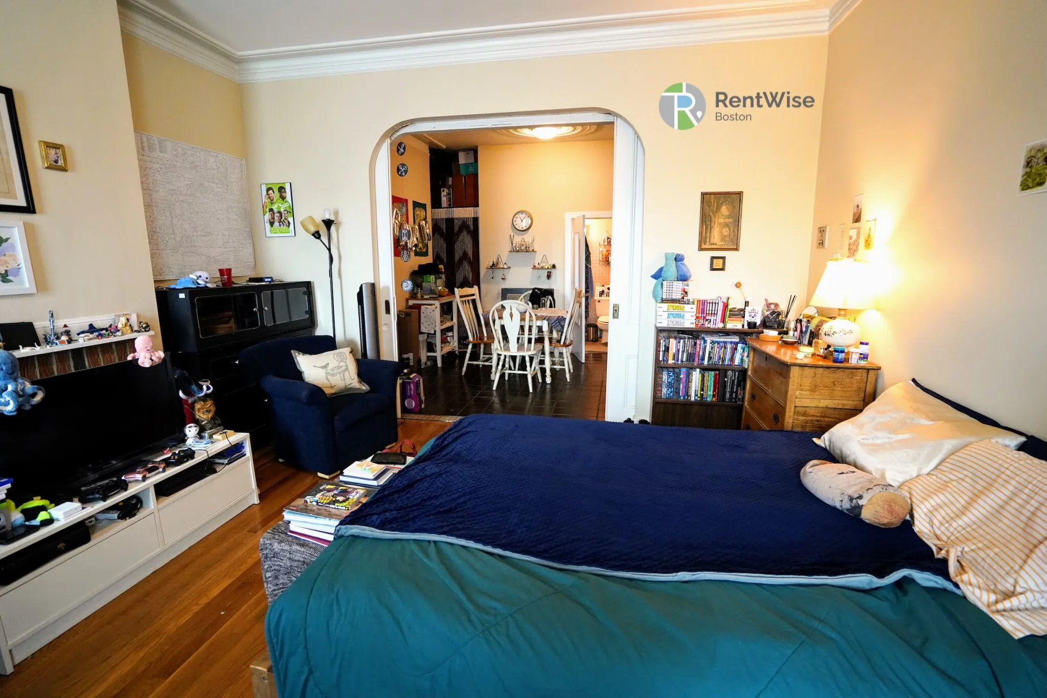 381 Dorchester St, South Boston