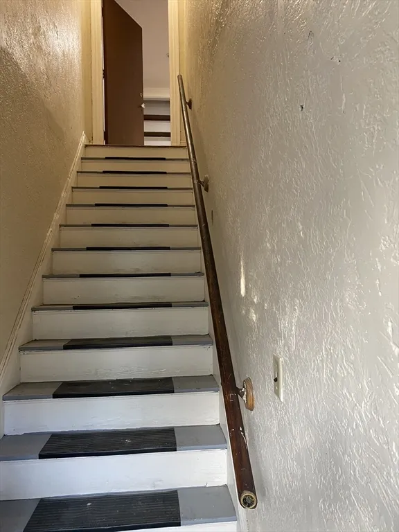 39 Pasadena Rd, Dorchester