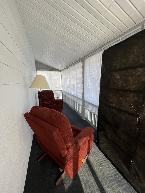 28 Wellesley St, Tufts University