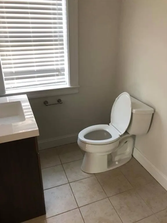 83.5 Market St, Amesbury