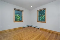 63 Pierrepont Rd, Newton Lower Falls