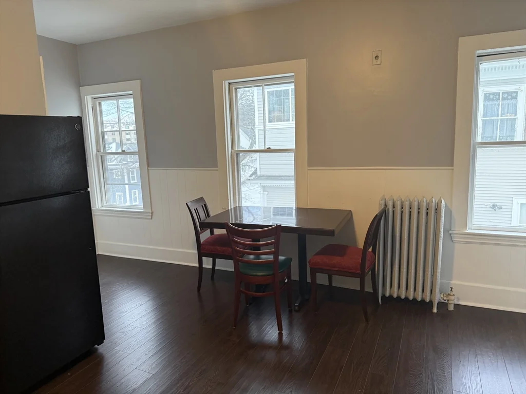 5 Lothrop St, Plymouth