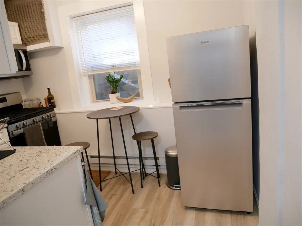 10 Beals, Coolidge Corner