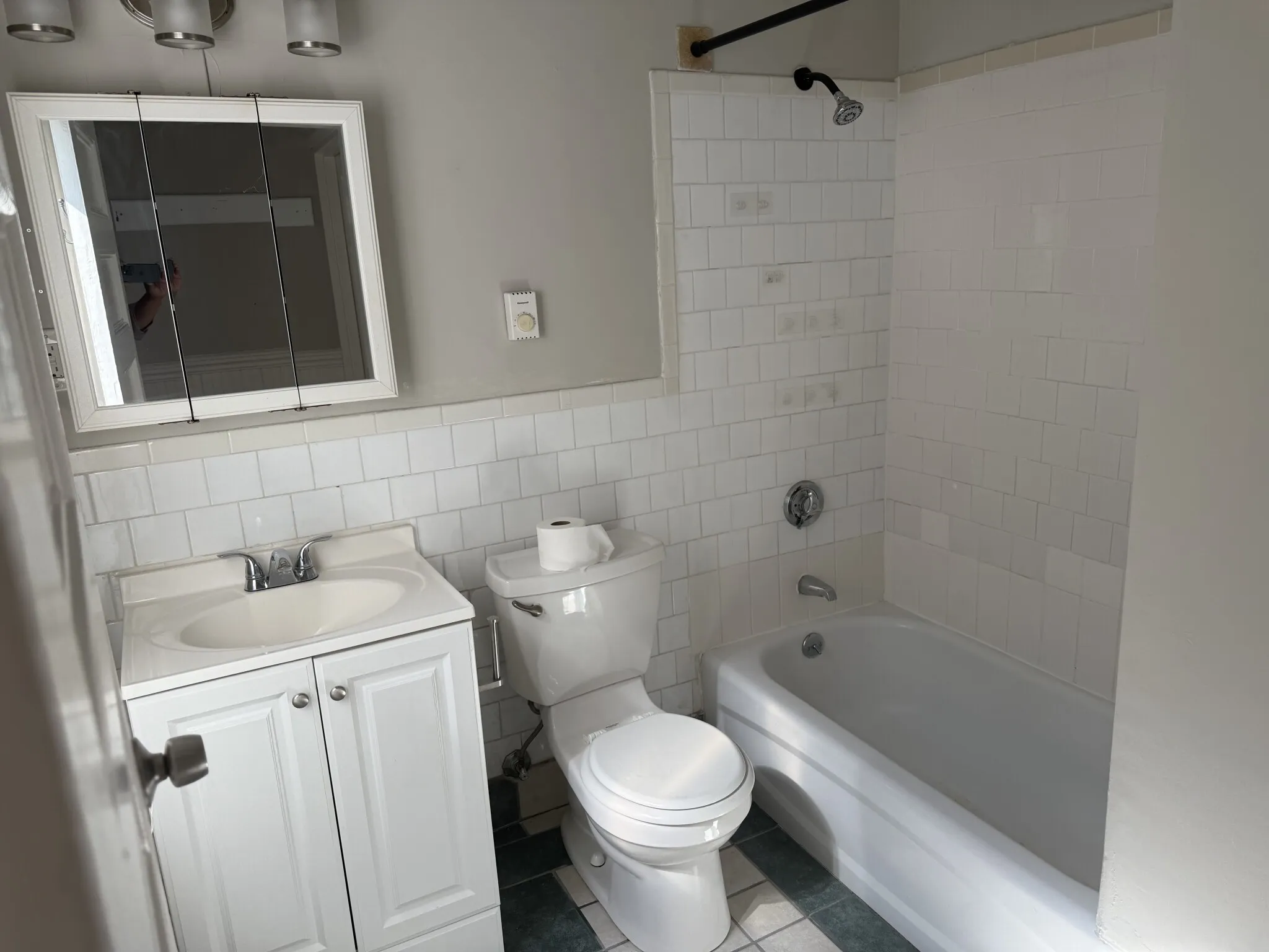 900 Massachusetts Ave, Riverside