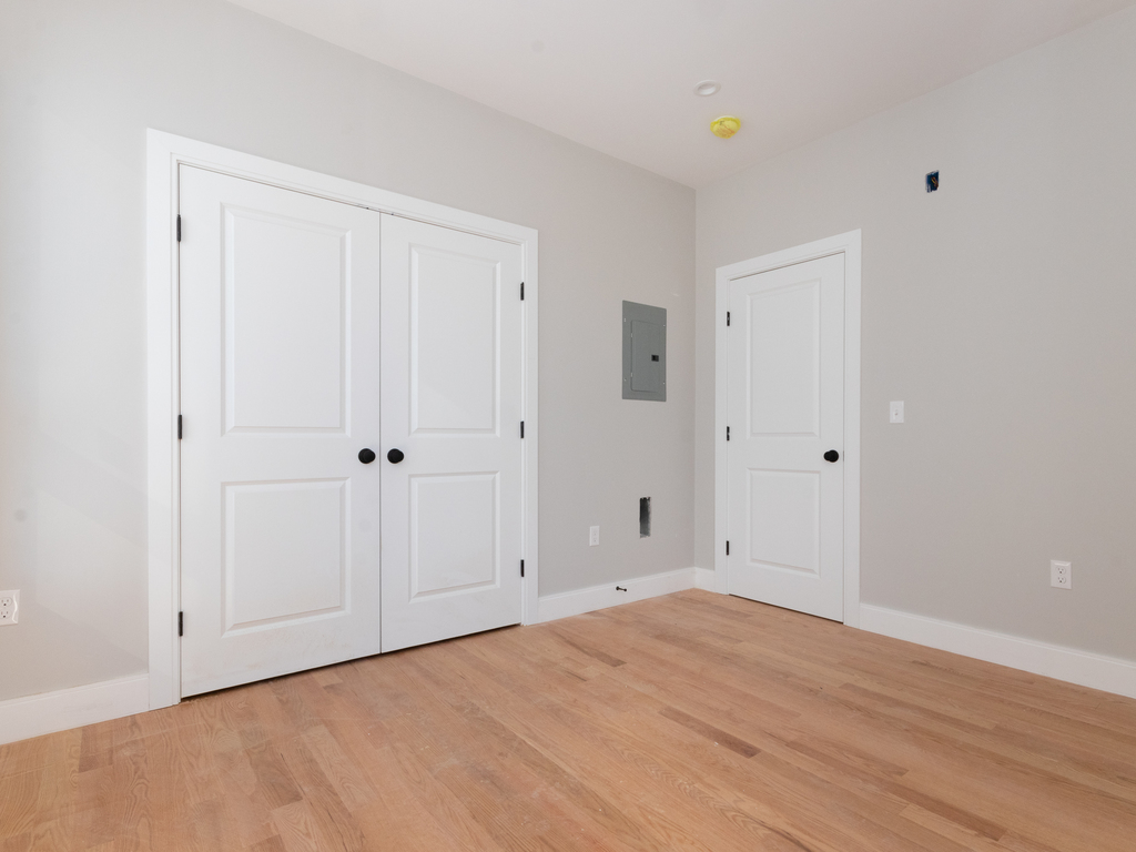2 bed, 1.5 bath apartment for rent at 123 Centre Unit TH 1, Dorchester — photo 11 of 15
