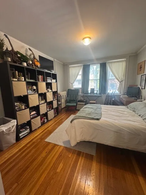 98 Strathmore Rd, Brighton