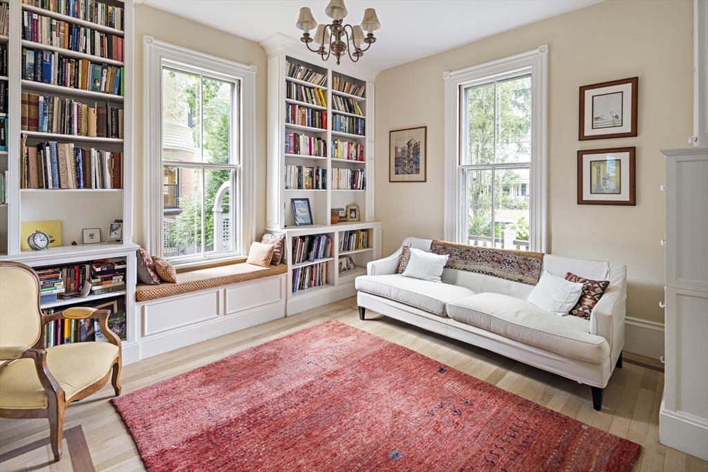 247 Kent St, Brookline