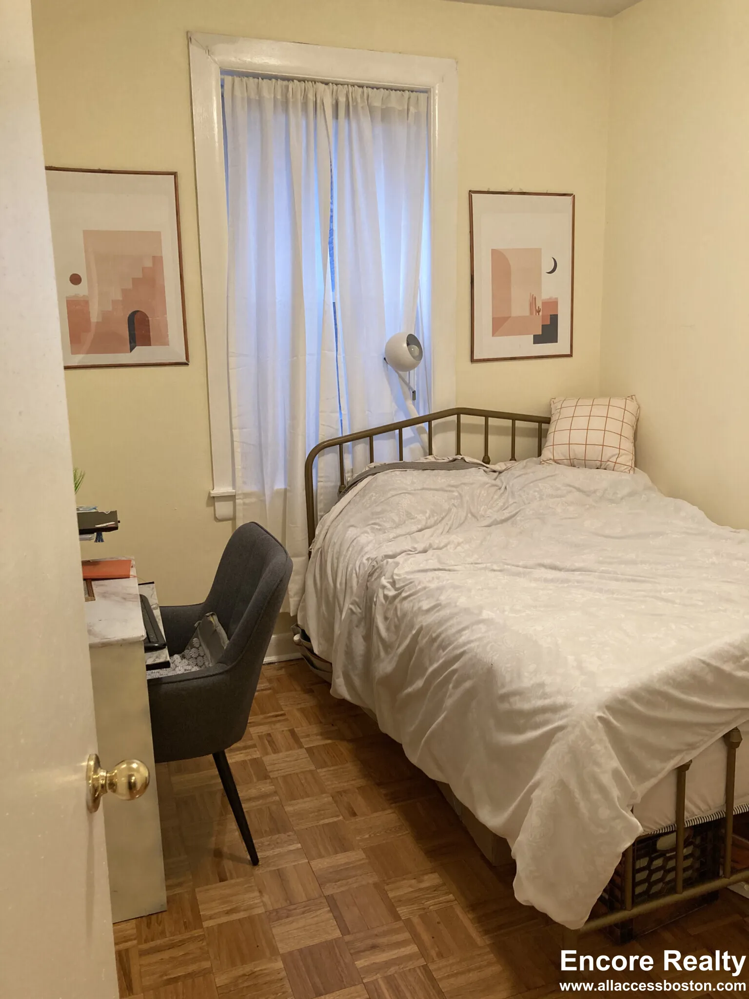 145 Endicott St, North End