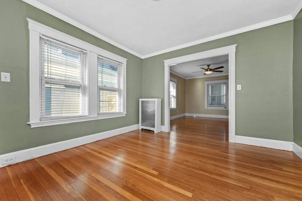 31 Pierce Ave, Dorchester