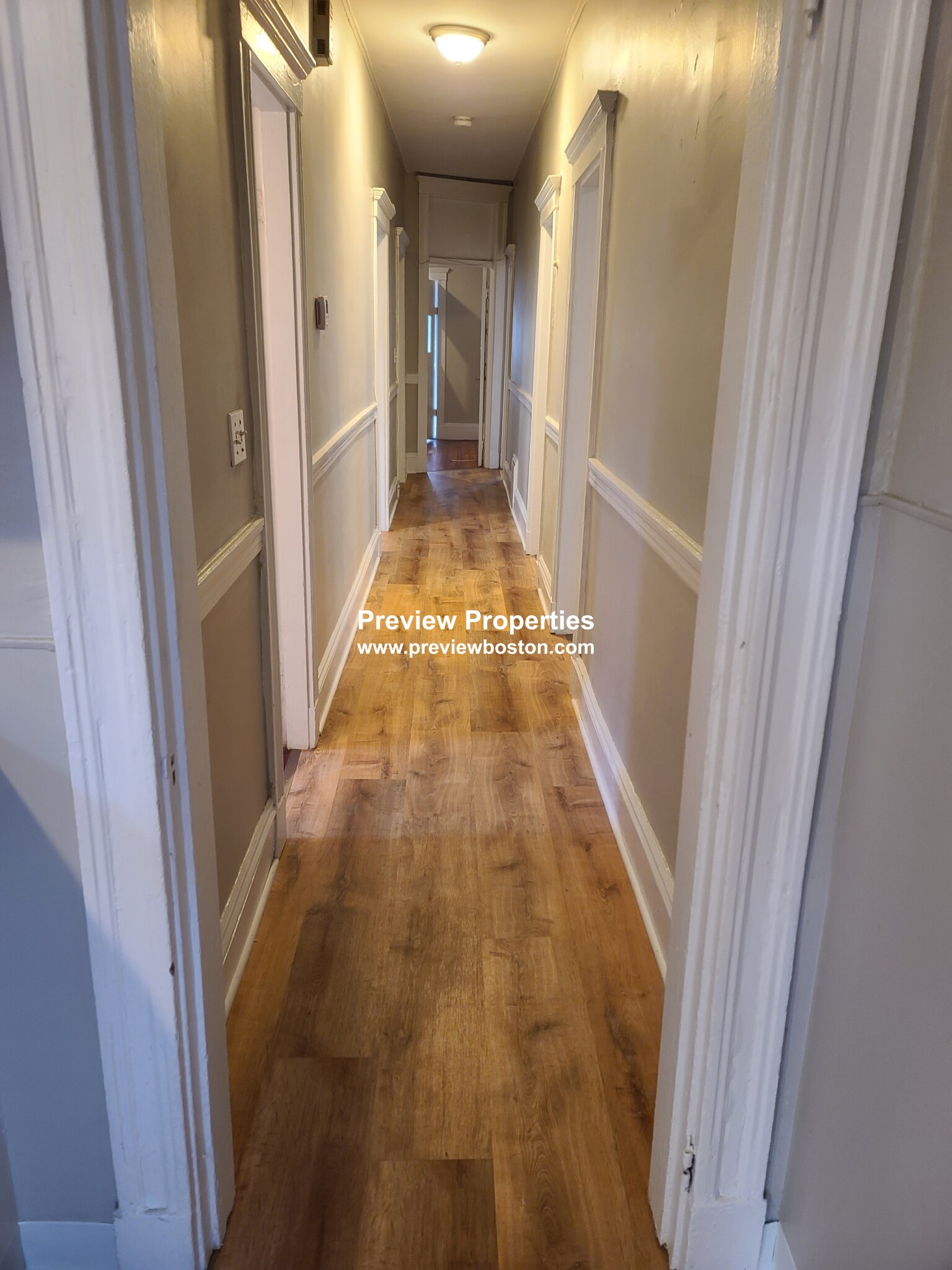 348 Faneuil St, Oak Square