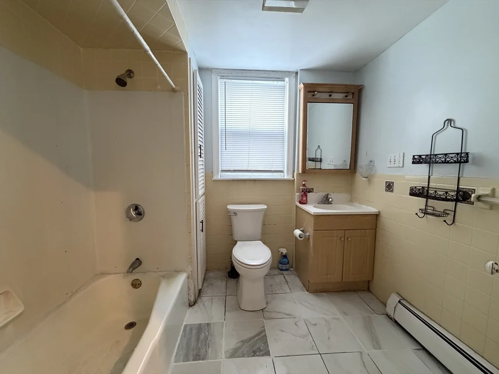 25 Hawthorne, Malden