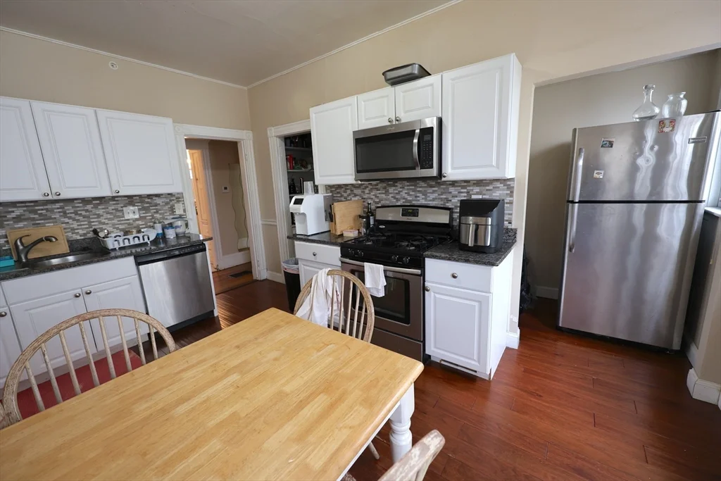 33-35 Ridgemont St, Allston