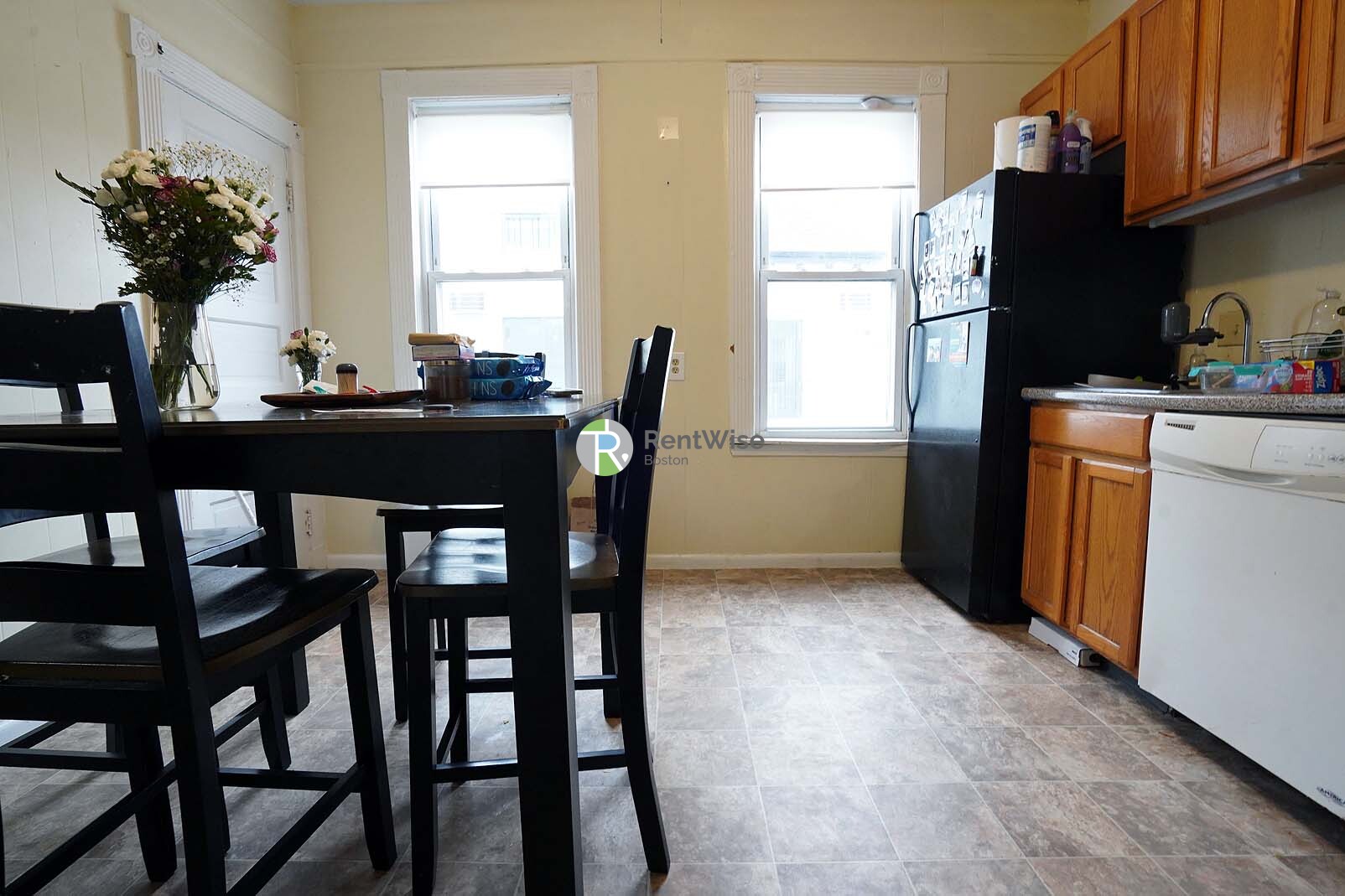 25 Linden St, Allston