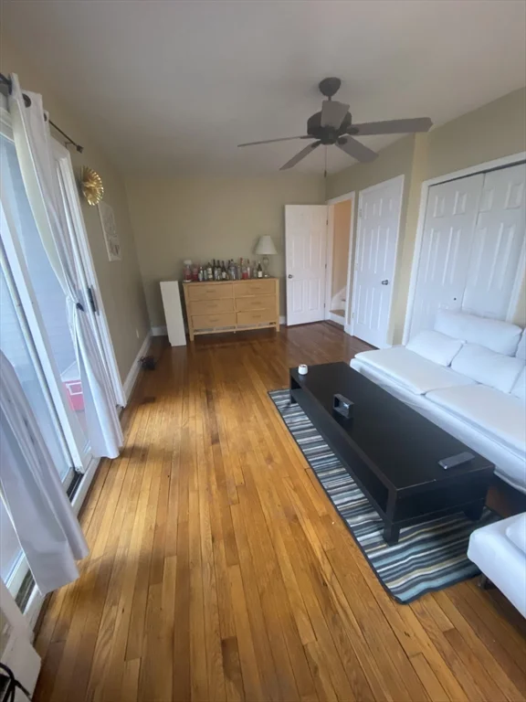 91 Glen, East Somerville