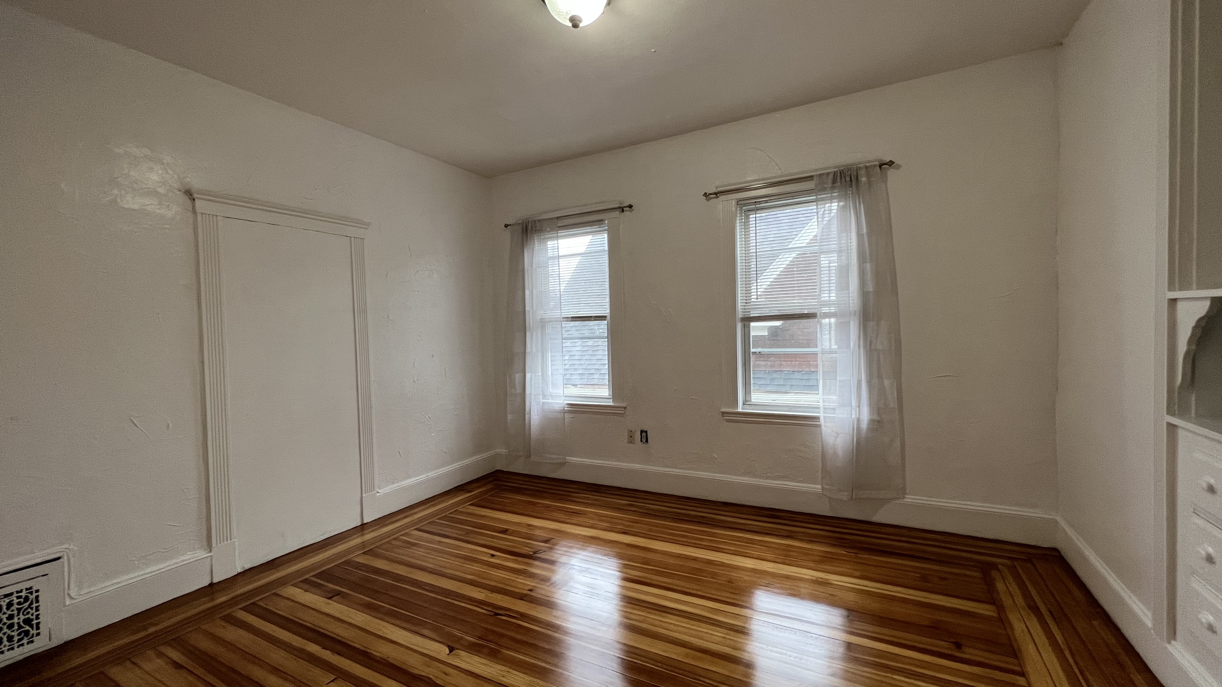 24 Litchfield St, Lower Allston