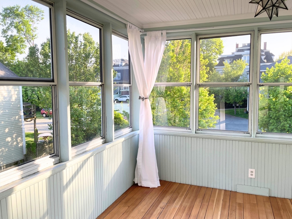 20 Pleasant St, Salem