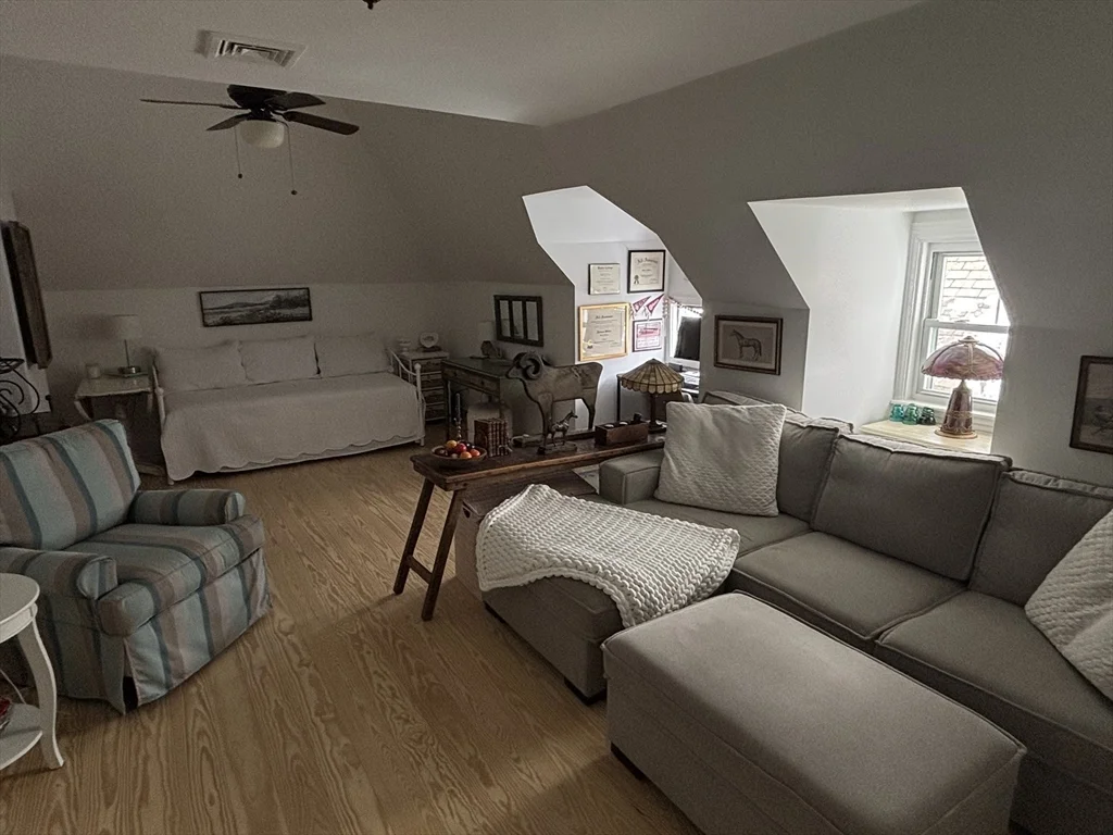 5 Horton St, Newburyport