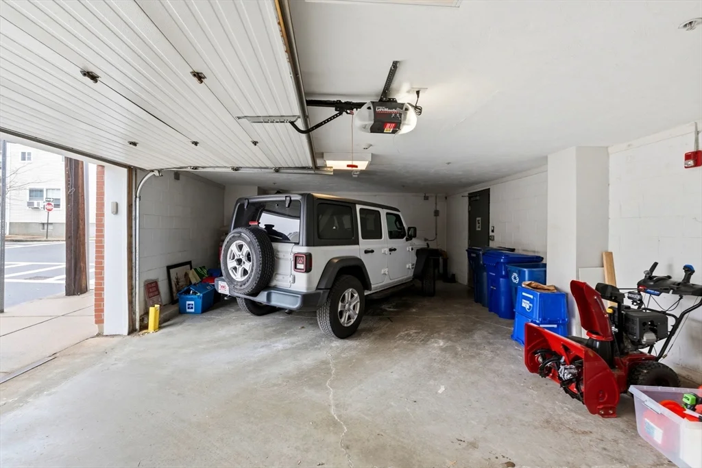 366 W 2nd St, South Boston