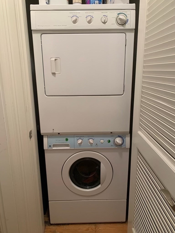 612 E 8th, South Boston