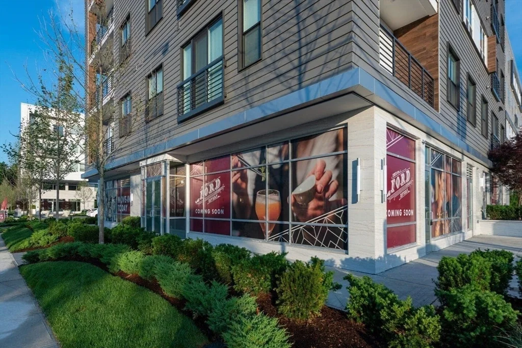 60 Locust St, Medford