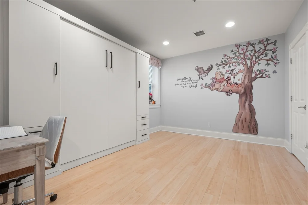 61 Saint Botolph St, Back Bay
