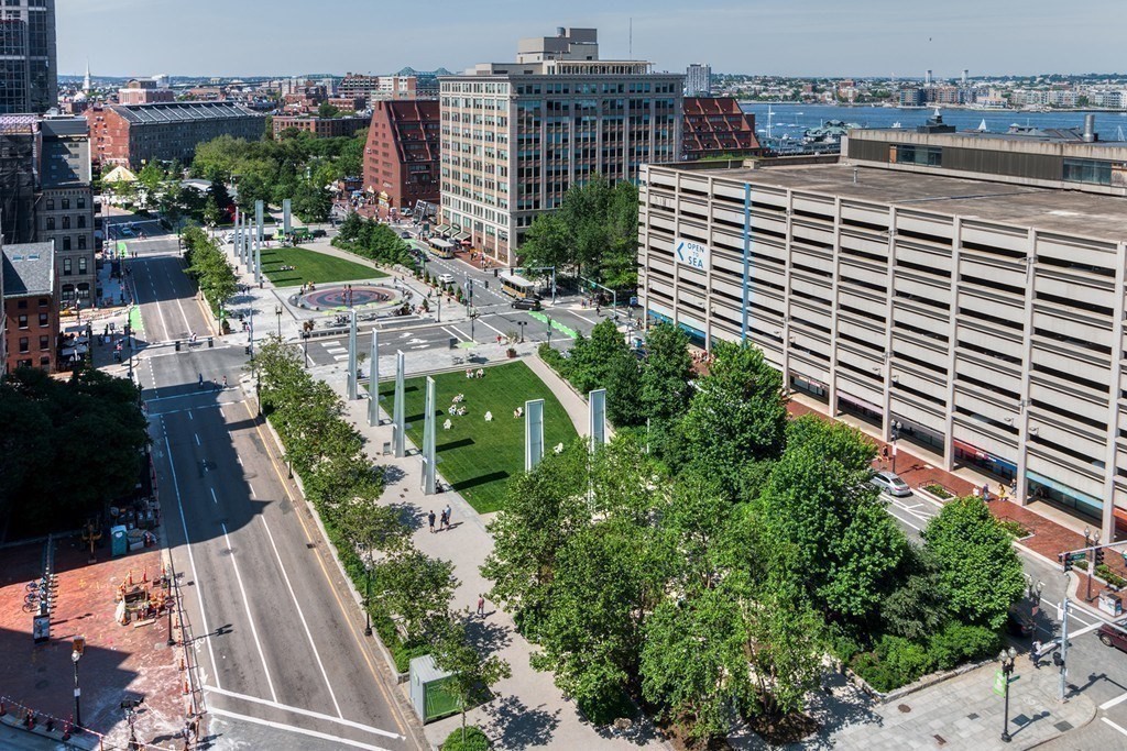 110 Broad St, Waterfront